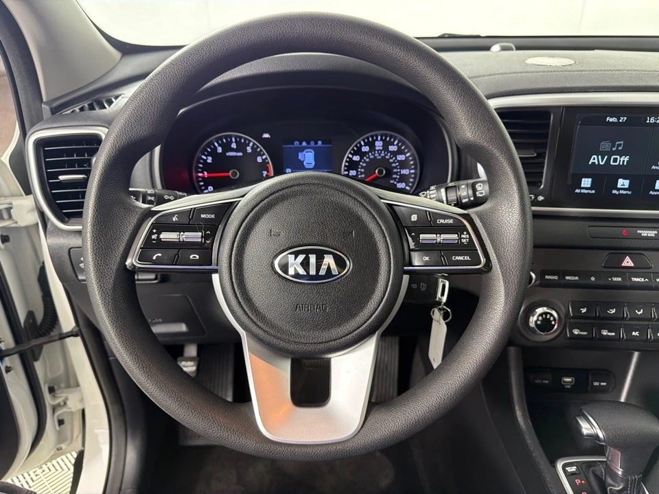 2020 Kia Sportage - Image 15 of 21
