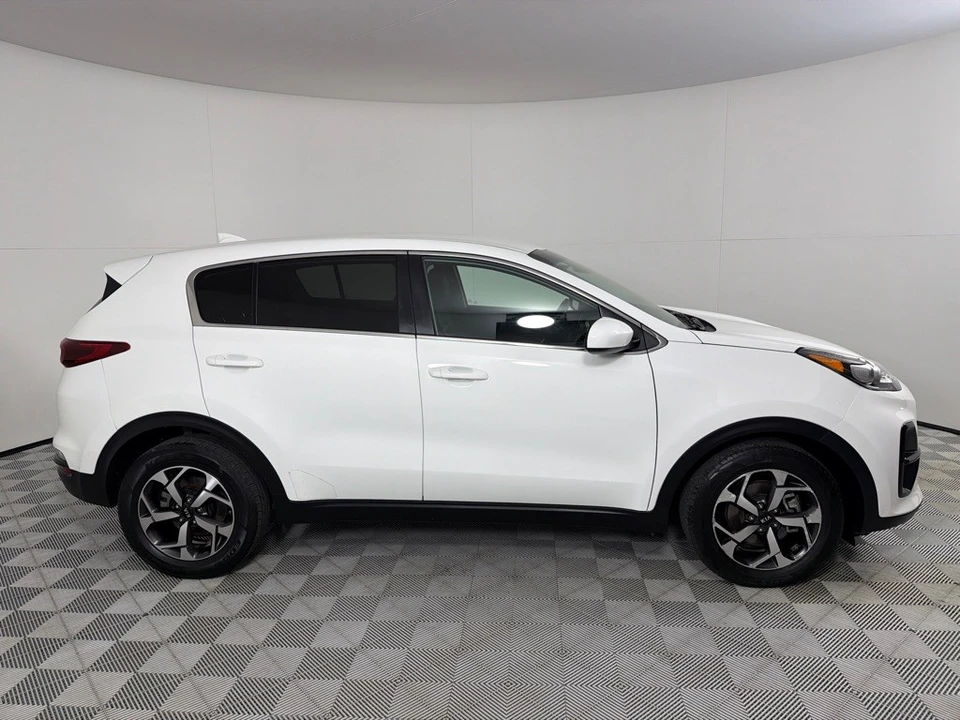 2020 Kia Sportage - Image 4 of 21