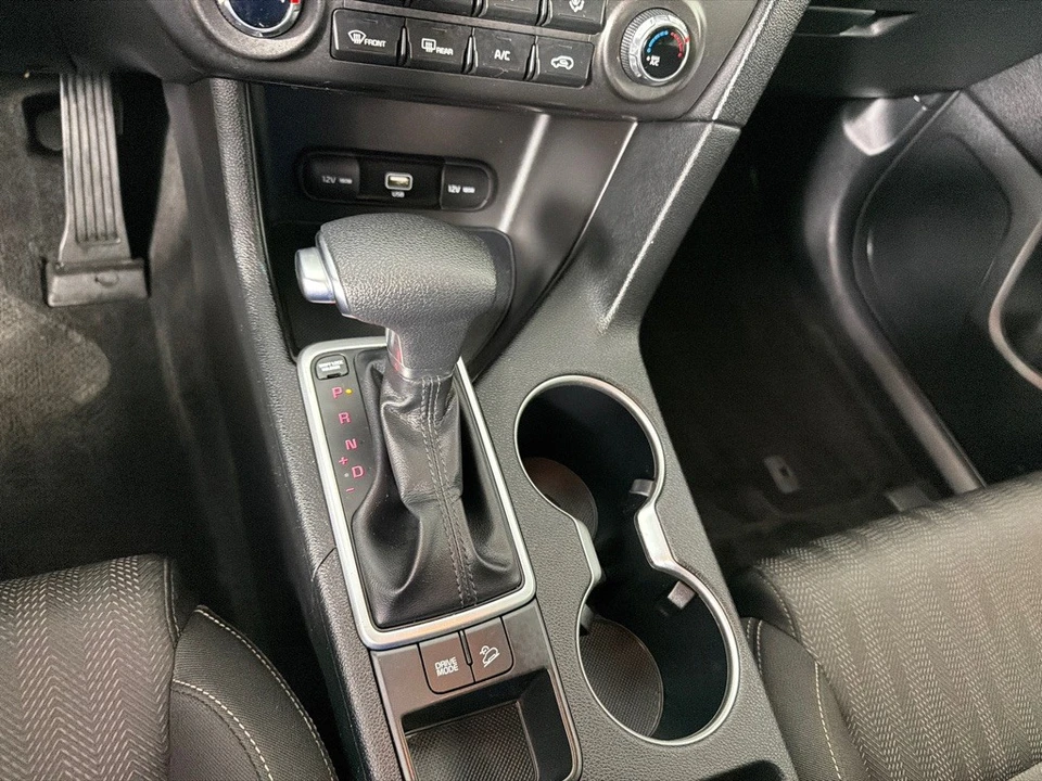 2020 Kia Sportage - Image 18 of 21