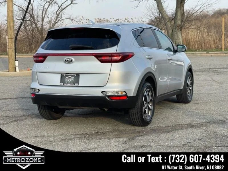2020 Kia Sportage - Image 8 of 12