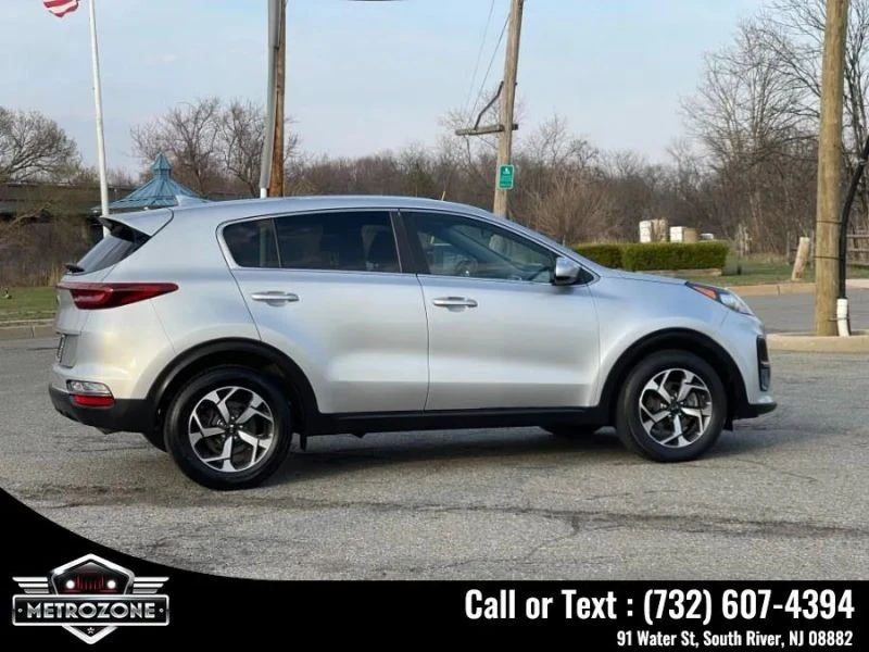 2020 Kia Sportage - Image 9 of 12