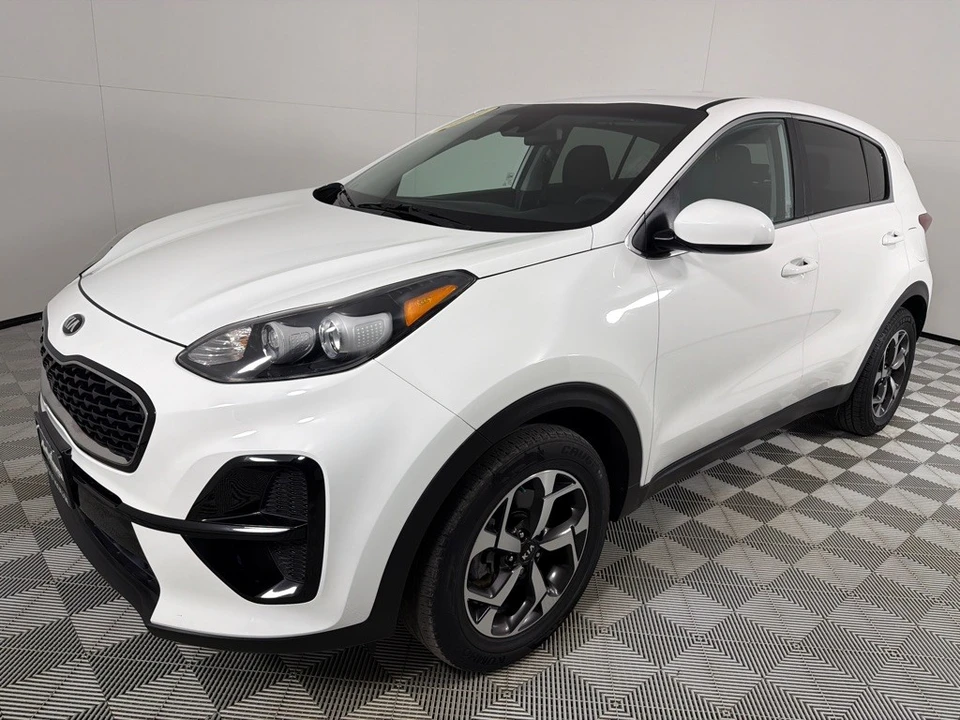 2020 Kia Sportage - Image 9 of 12