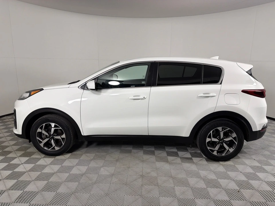 2020 Kia Sportage - Image 8 of 12