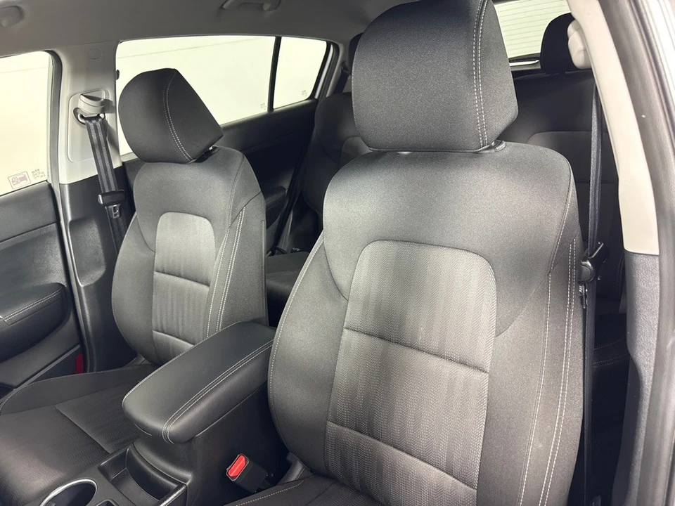 2020 Kia Sportage - Image 15 of 21