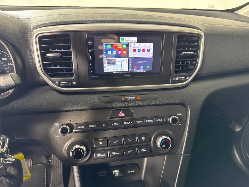 2020 Kia Sportage - Image 18 of 21