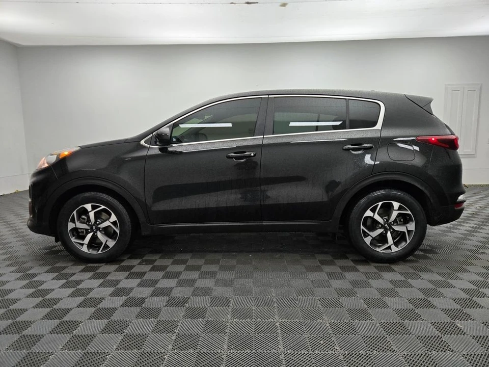 2020 Kia Sportage - Image 11 of 12