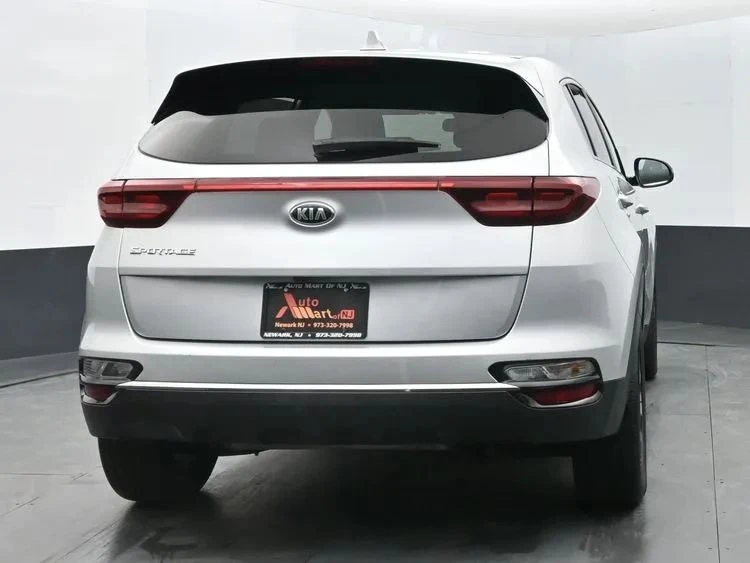2020 Kia Sportage - Image 8 of 12
