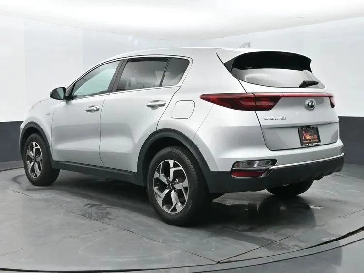 2020 Kia Sportage - Image 9 of 12