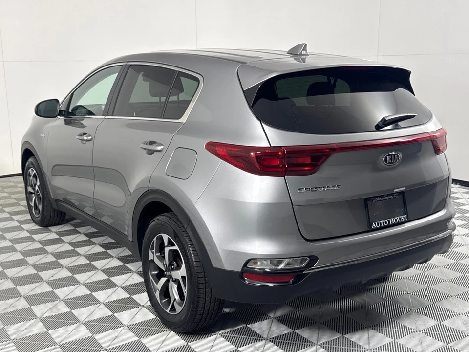 2020 Kia Sportage - Image 7 of 12