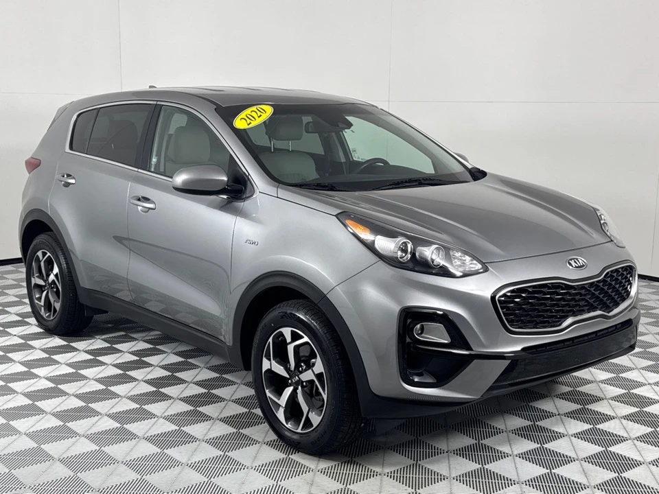 2020 Kia Sportage - Image 3 of 12