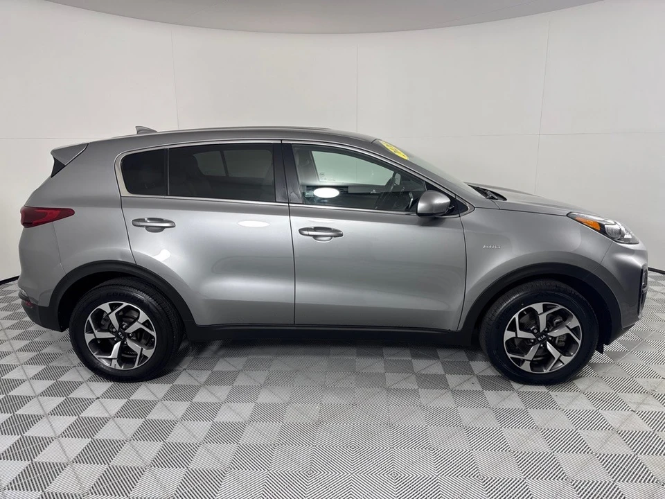 2020 Kia Sportage - Image 4 of 12