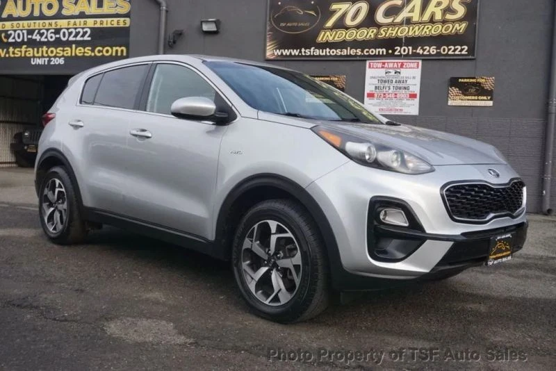 2020 Kia Sportage - Image 9 of 12
