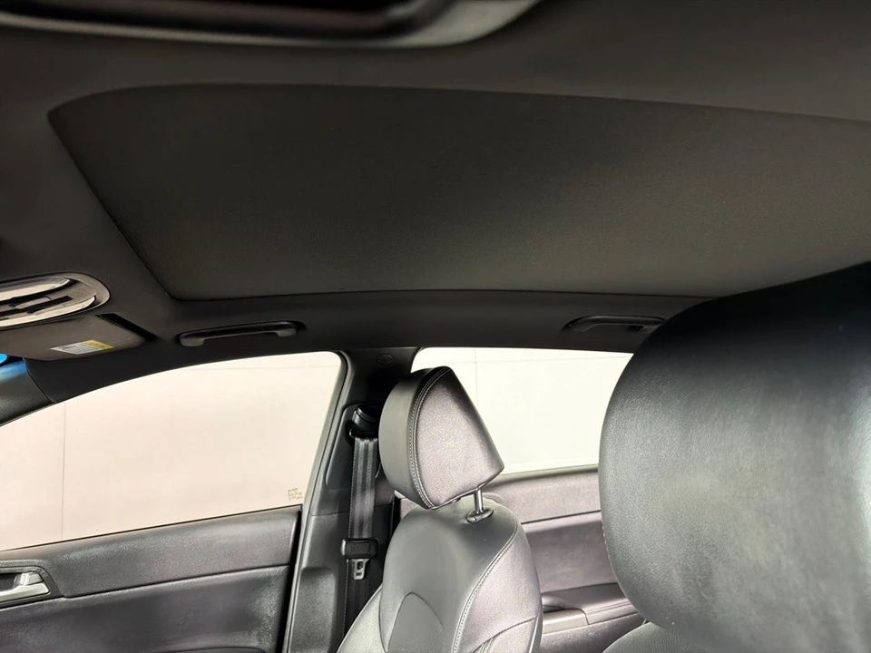 2020 Kia Sportage - Image 14 of 21