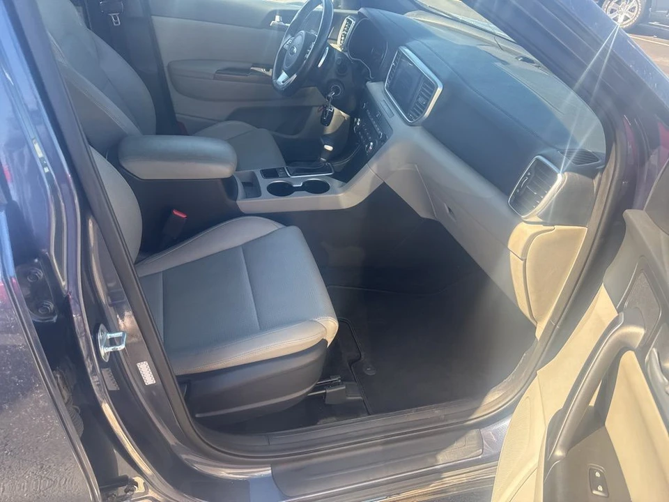 2020 Kia Sportage - Image 14 of 21