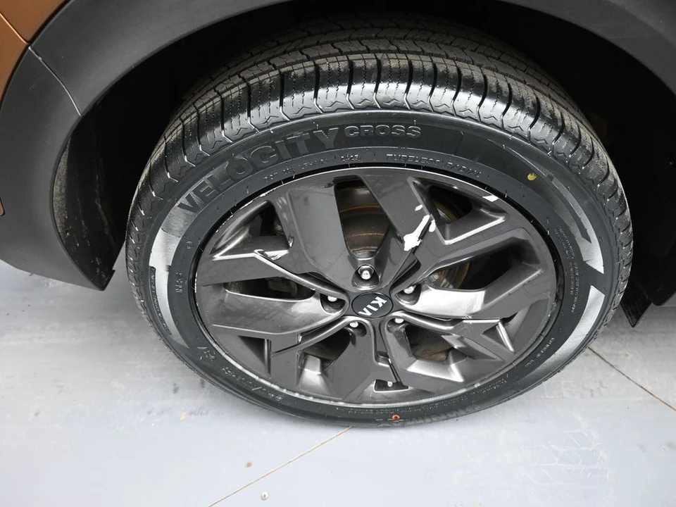 2020 Kia Sportage - Image 13 of 21