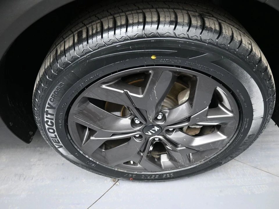 2020 Kia Sportage - Image 12 of 21