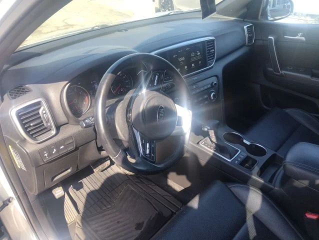 2020 Kia Sportage - Image 9 of 12