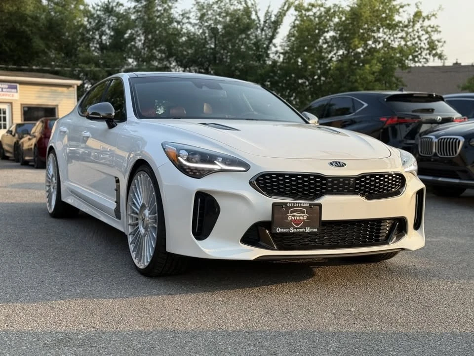 2020 Kia Stinger - Image 4 of 15