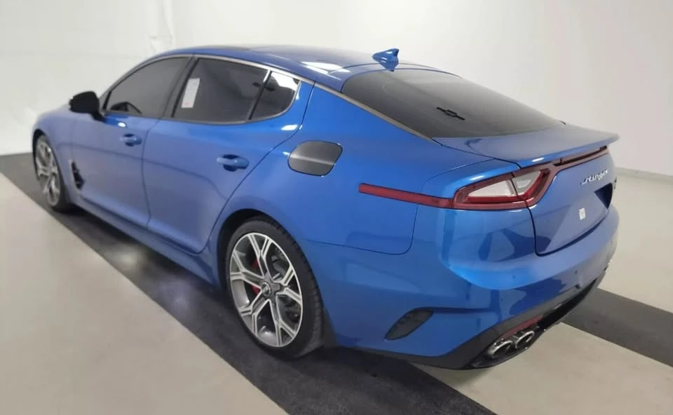 2020 Kia Stinger - Image 2 of 20
