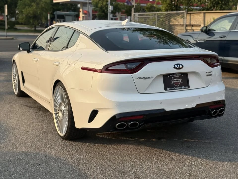 2020 Kia Stinger - Image 8 of 15