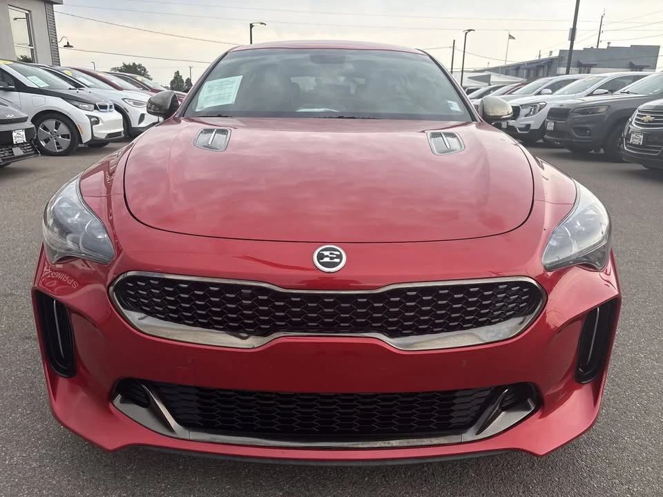 2020 Kia Stinger - Image 8 of 20