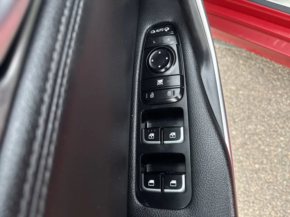 2020 Kia Stinger - Image 11 of 20
