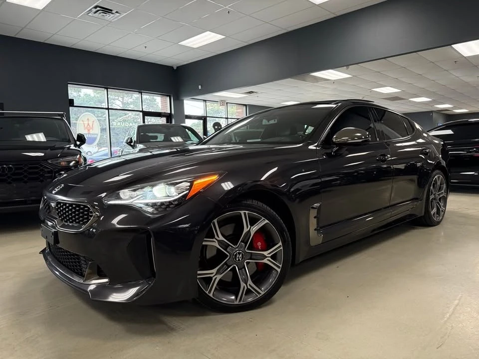 2020 Kia Stinger - Image 11 of 20