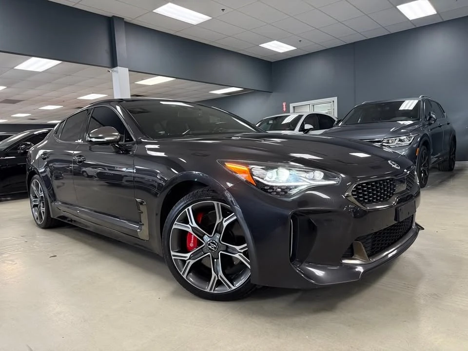 2020 Kia Stinger - Image 12 of 20