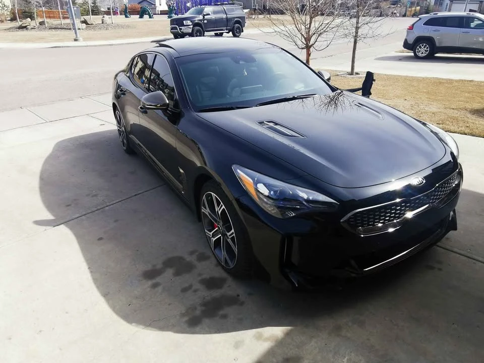 2020 Kia Stinger - Image 2 of 4