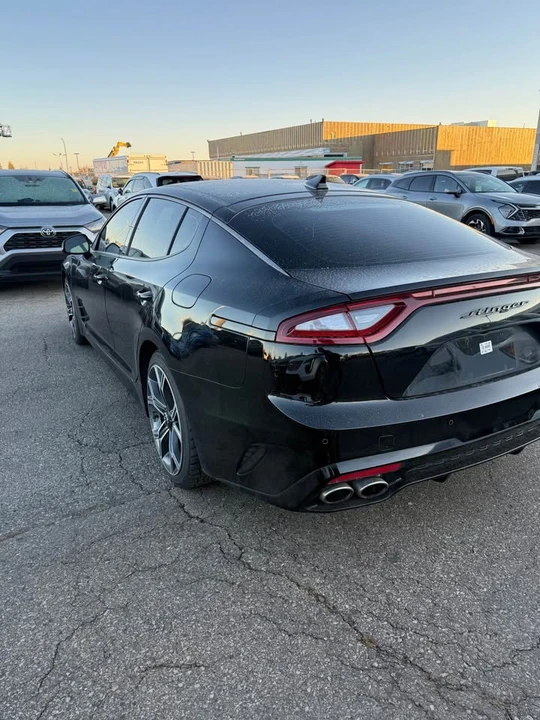 2020 Kia Stinger - Image 5 of 18
