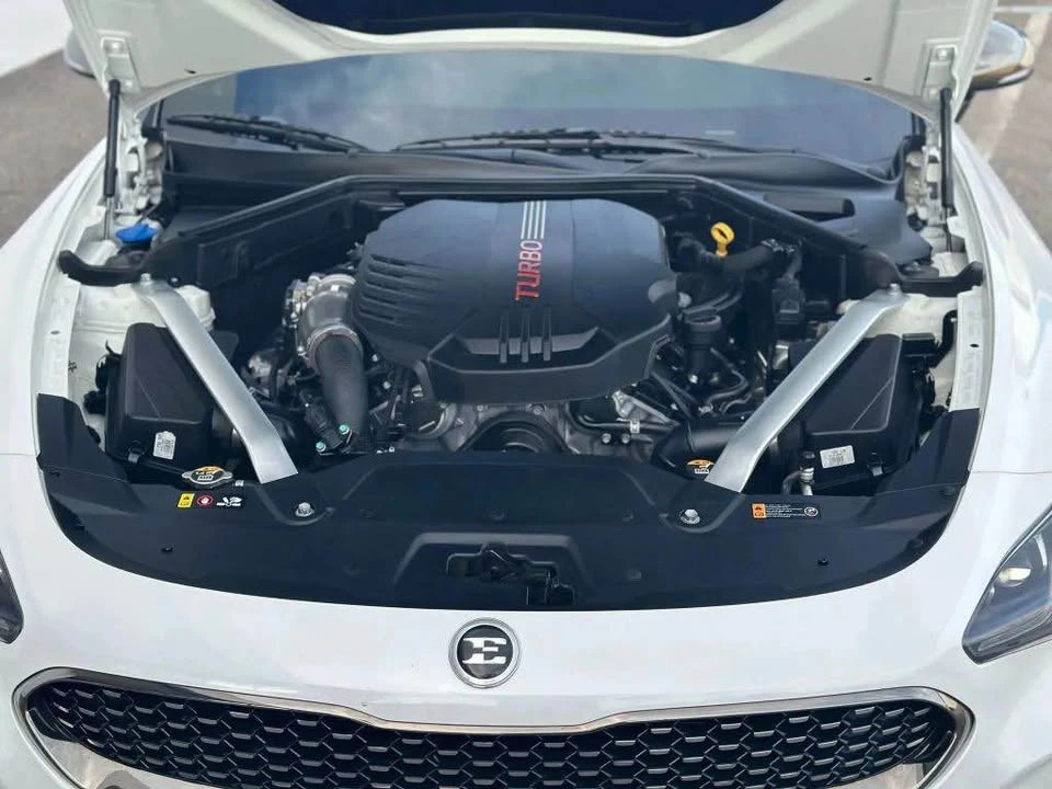 2020 Kia Stinger - Image 4 of 5