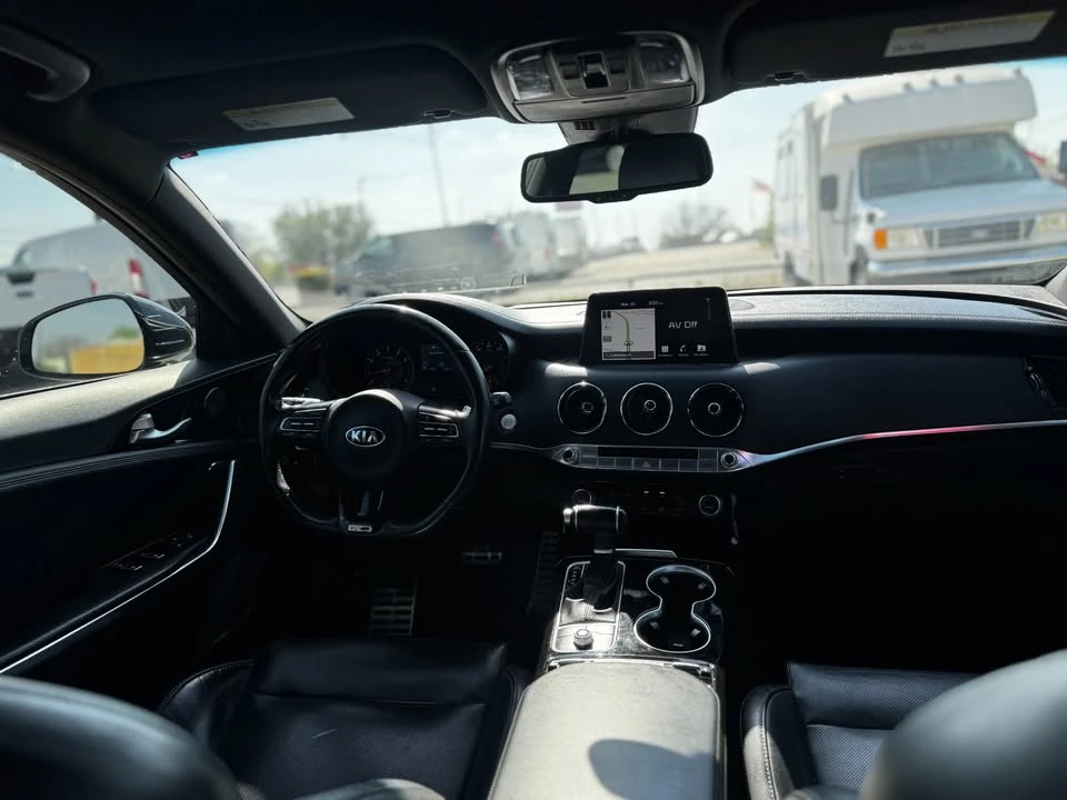 2020 Kia Stinger - Image 15 of 20