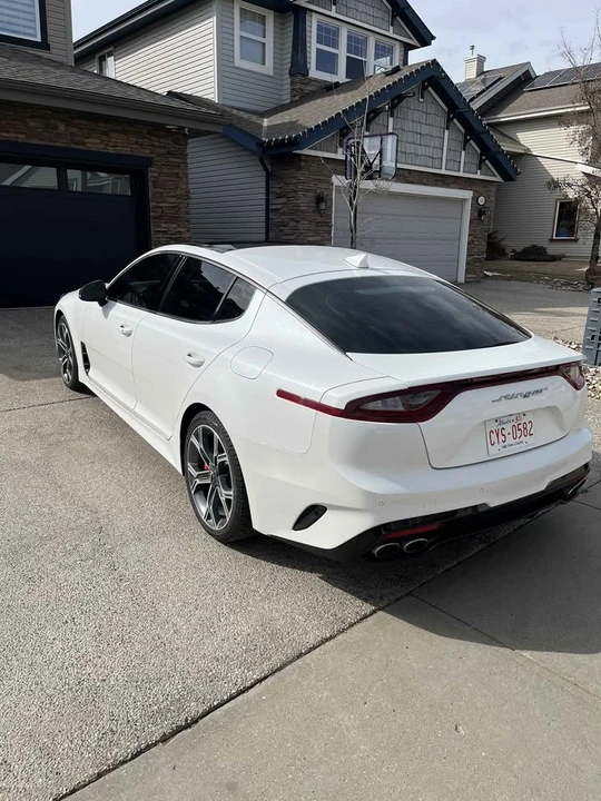 2020 Kia Stinger - Image 7 of 21