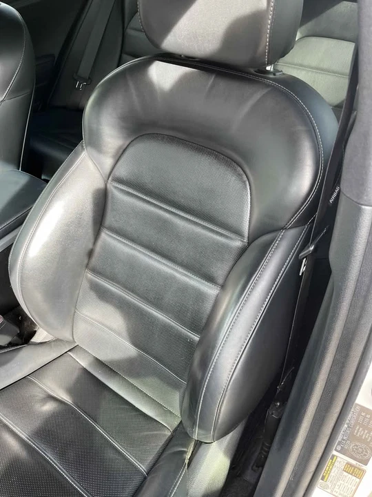 2020 Kia Stinger - Image 14 of 21