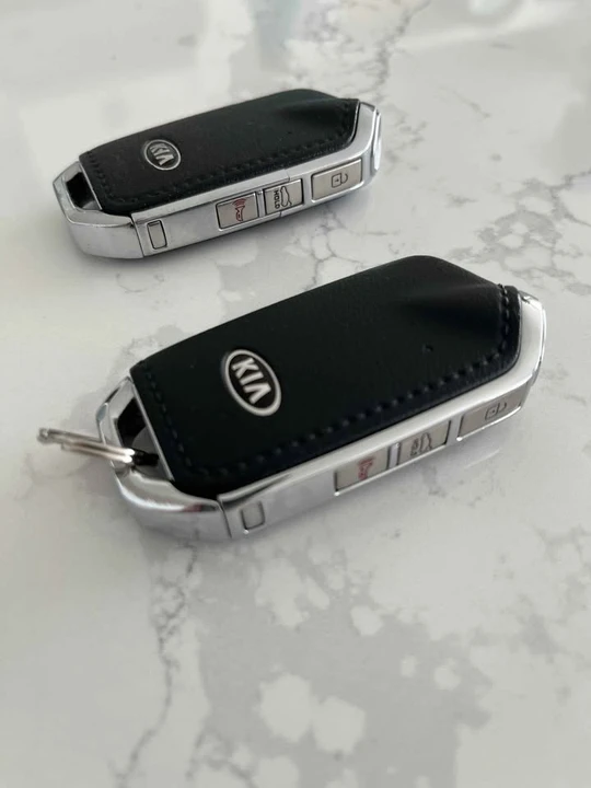 2020 Kia Stinger - Image 20 of 21