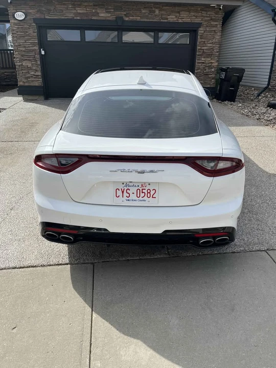 2020 Kia Stinger - Image 6 of 21