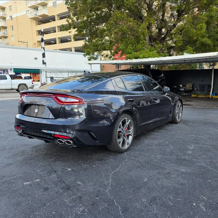 2020 Kia Stinger - Image 6 of 9
