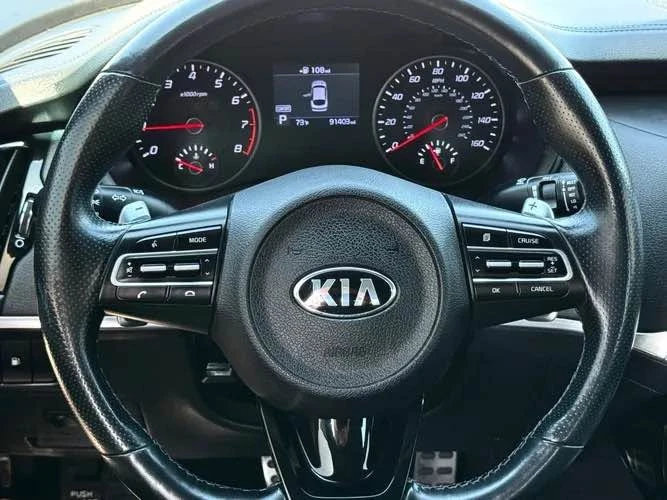 2020 Kia Stinger GT - Image 9 of 20