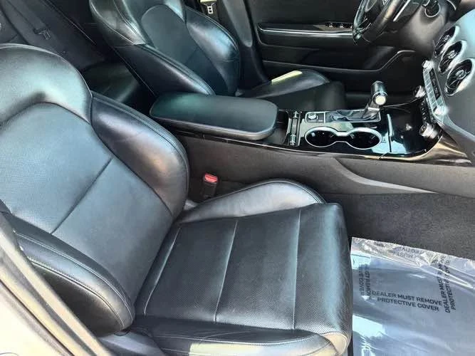 2020 Kia Stinger GT - Image 19 of 20