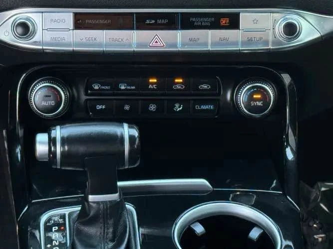 2020 Kia Stinger GT - Image 17 of 20
