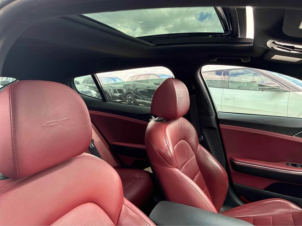 2020 Kia Stinger - Image 8 of 8