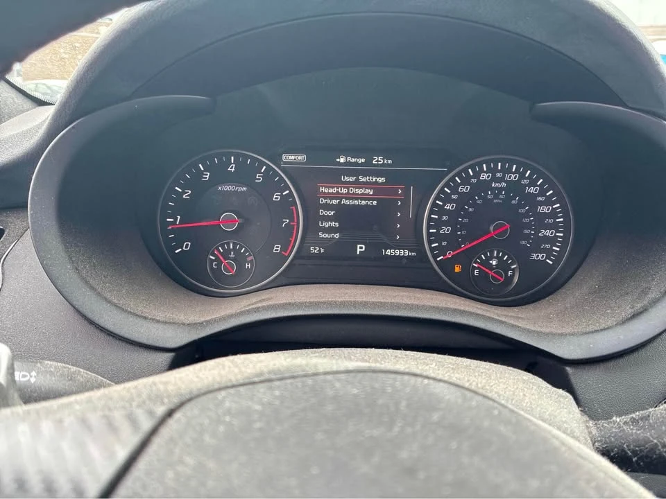 2020 Kia Stinger - Image 5 of 8