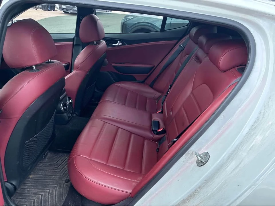 2020 Kia Stinger - Image 7 of 8