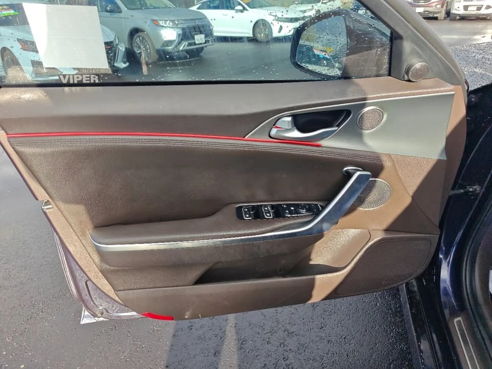2020 Kia Stinger - Image 14 of 20
