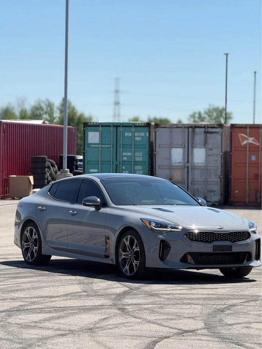 2020 Kia Stinger - Image 2 of 8