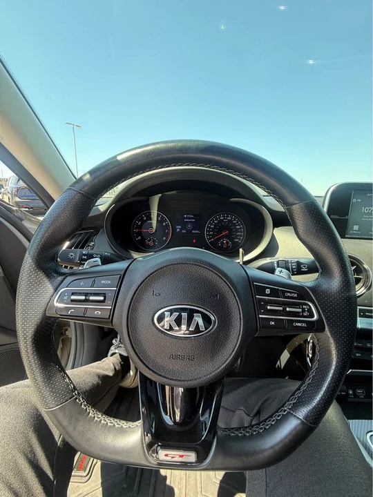 2020 Kia Stinger - Image 8 of 8