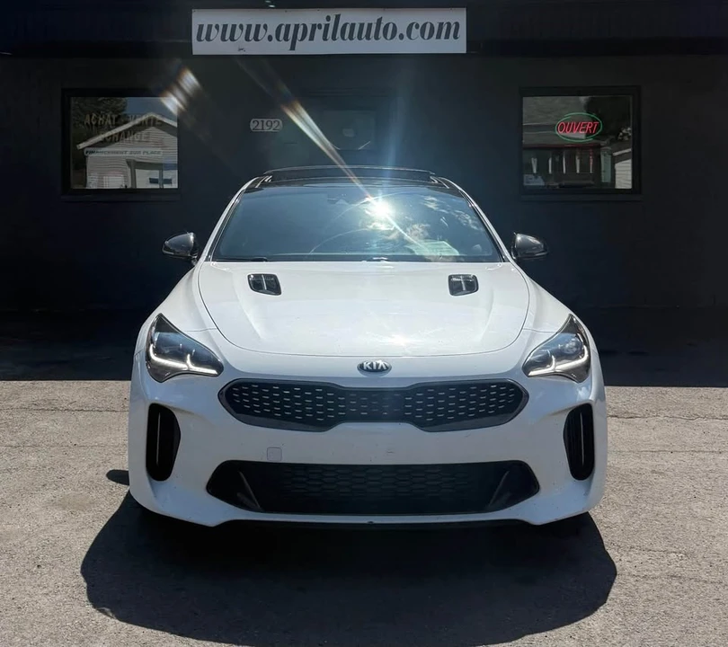 2020 Kia Stinger - Image 3 of 15
