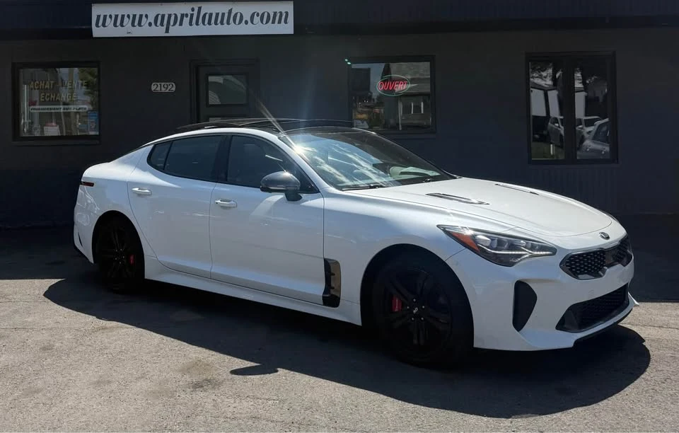 2020 Kia Stinger - Image 2 of 15
