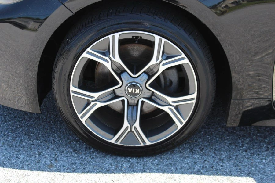 2020 Kia Stinger - Image 15 of 20