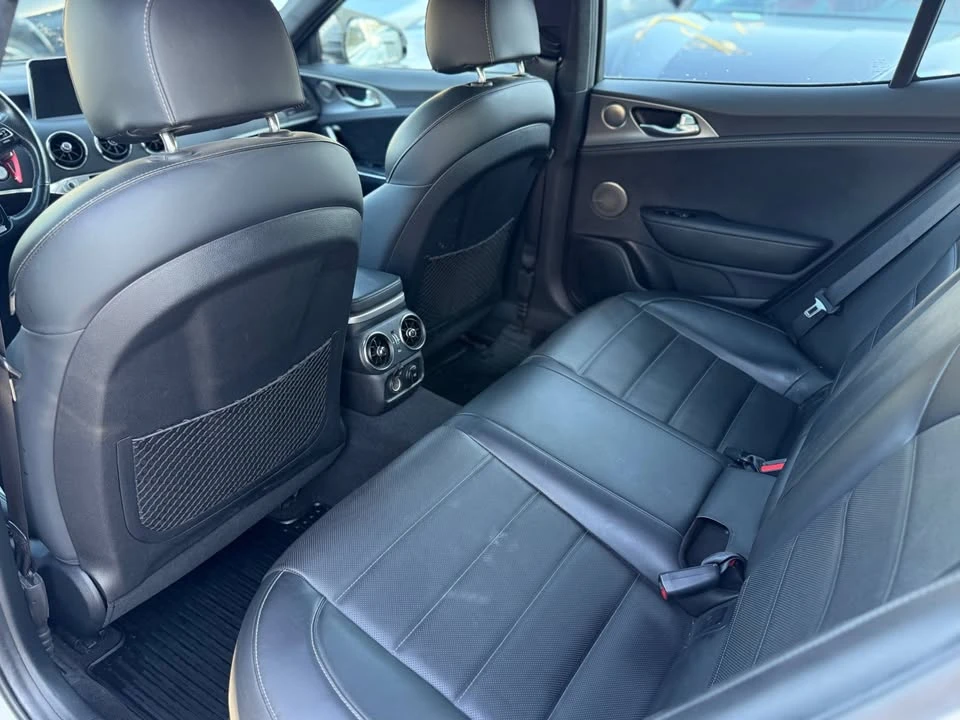2020 Kia Stinger GT - Image 18 of 20